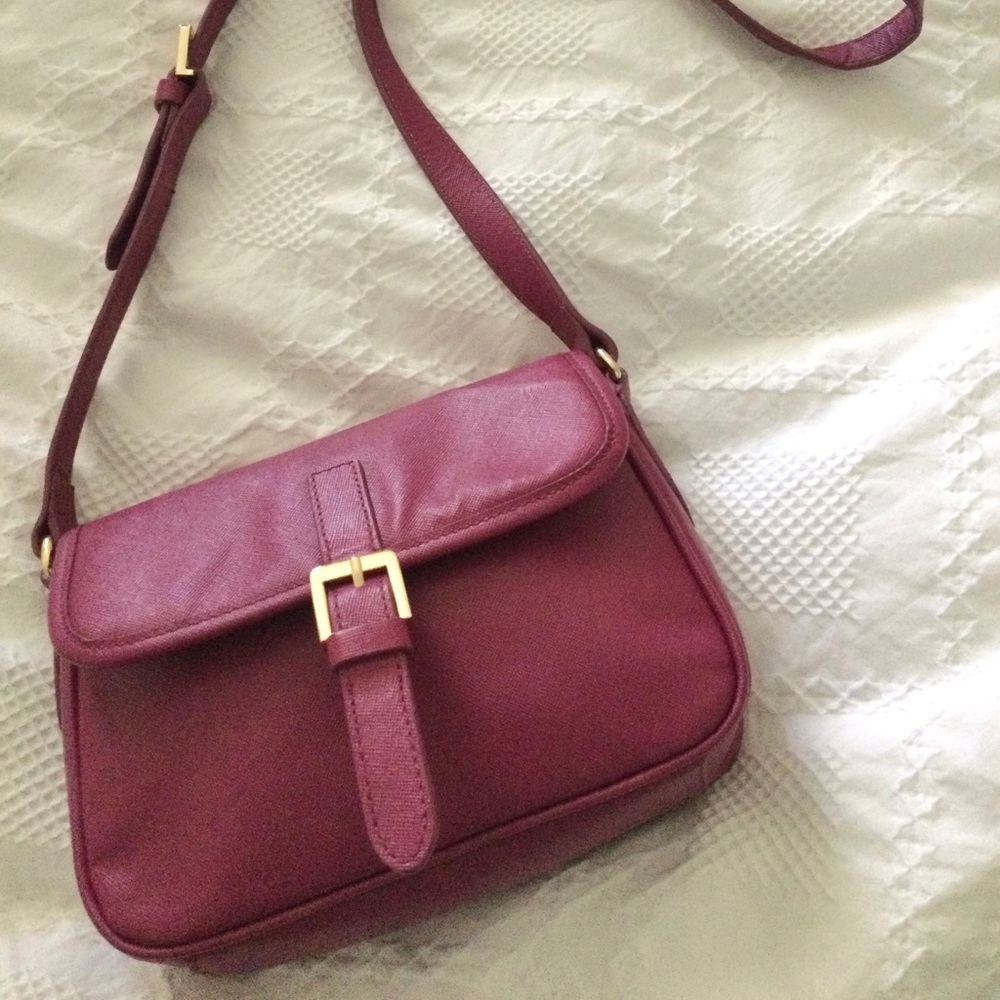 Cynthia Rowley maroon pink handbag crossbody